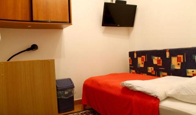Domin Osijek Hotell Eksteriør bilde